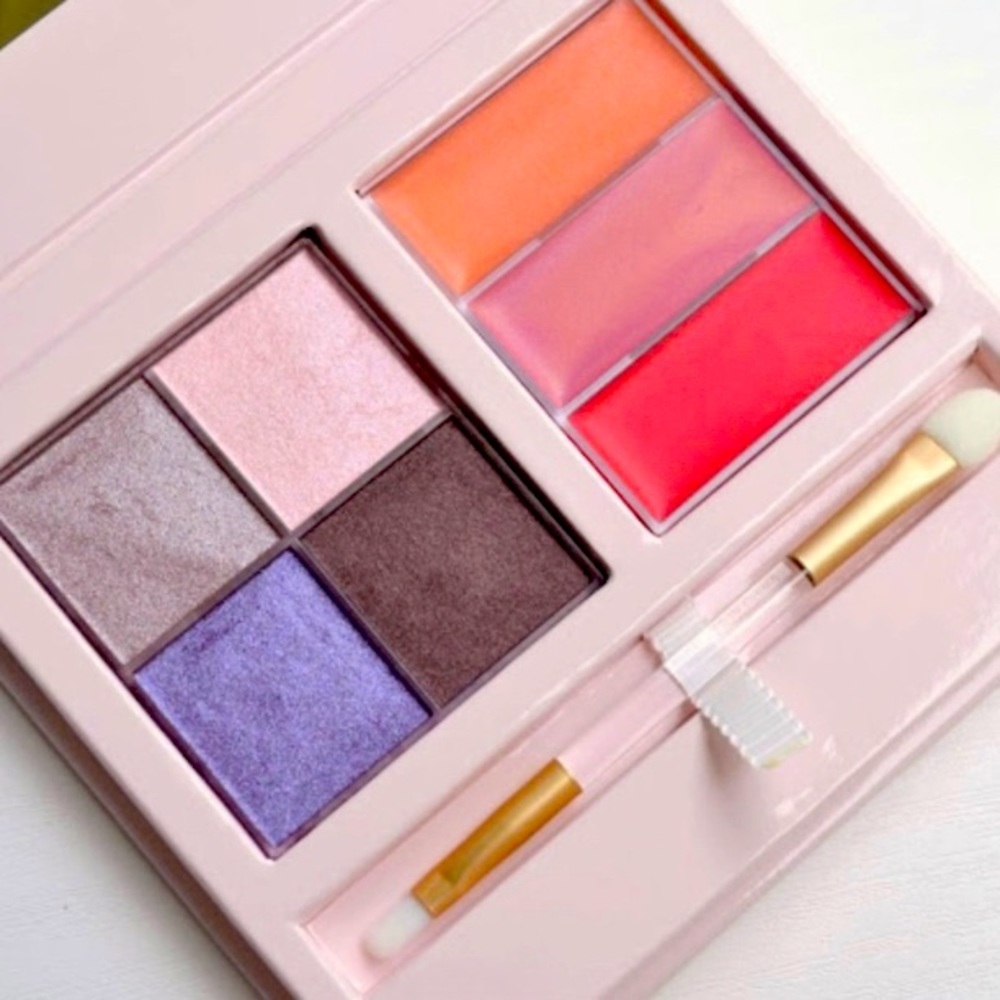 Mary Kay Patricia Bonaldi Into the Garden Lip & Eye Color Compact